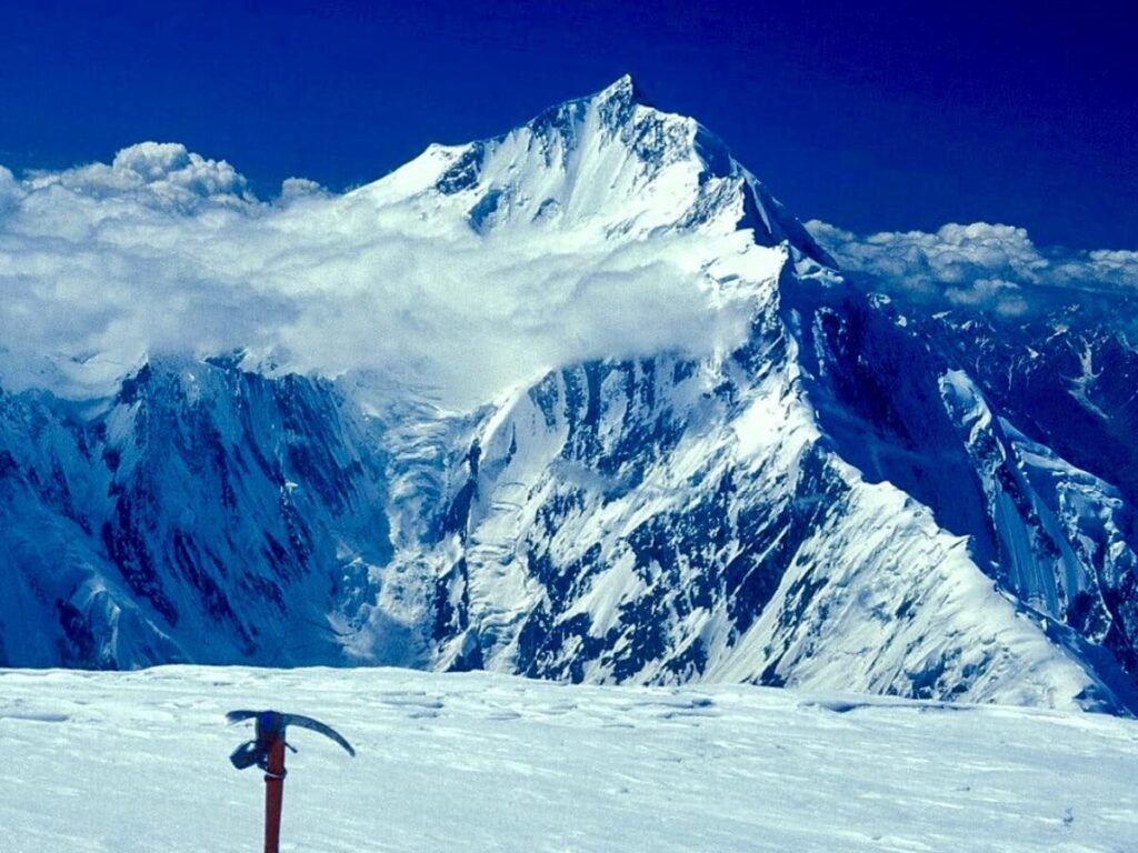 Rakaposhi Glacier Trek Hunza
