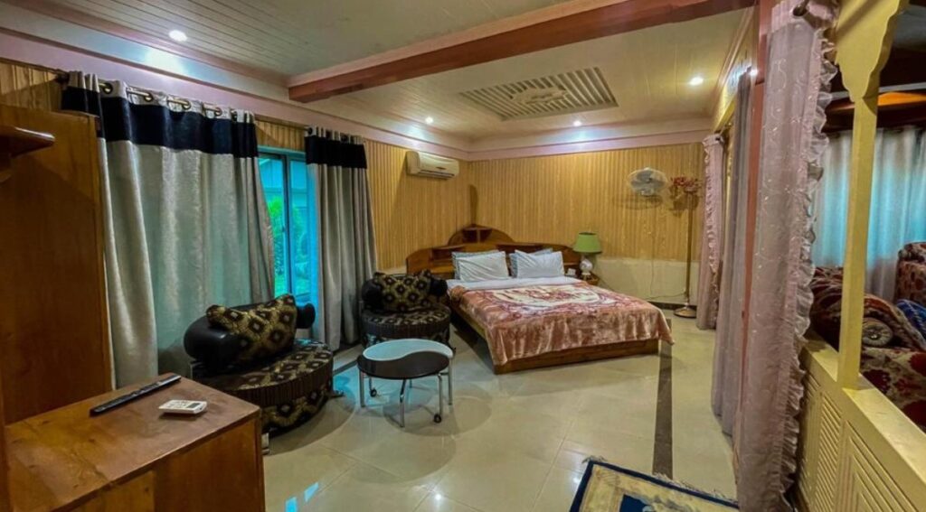 Canopy Nexus Resort Gilgit bed room