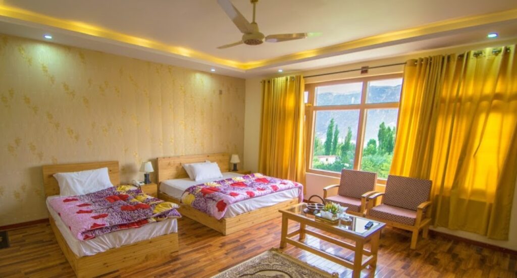 Himalaya Hotel Skardu bed room