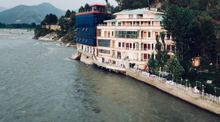 Swat View Hotel river view