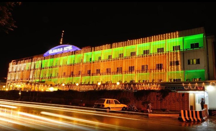 islamabad-hotel-night-view