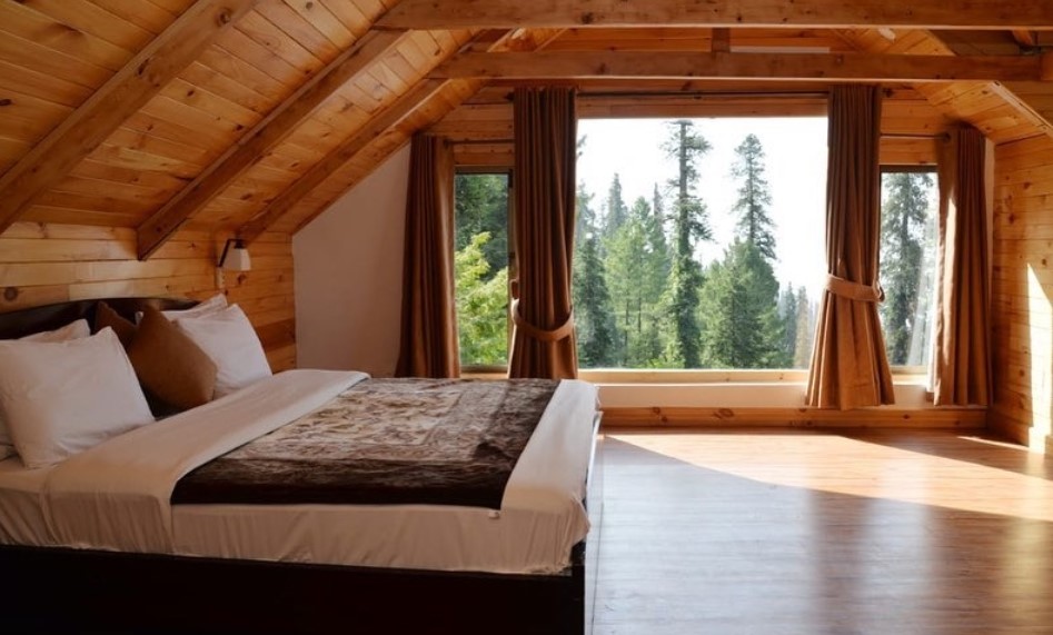 Alpine Hotel & Resort Nathia gali bed room