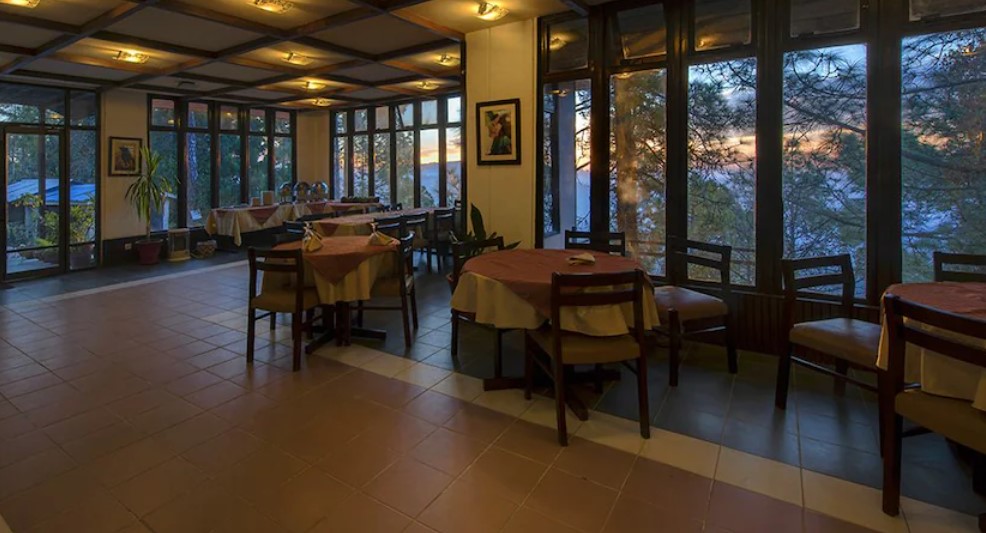 Arcadian Blue Pines Luxury Resort murree cafe