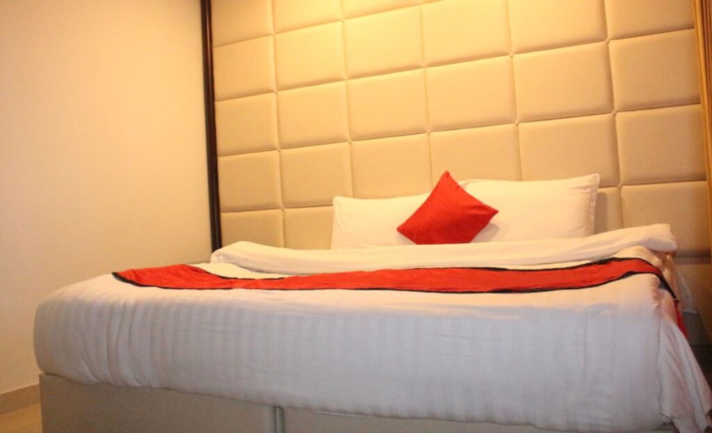 Shangrila Hotels And Resorts Murree bed room