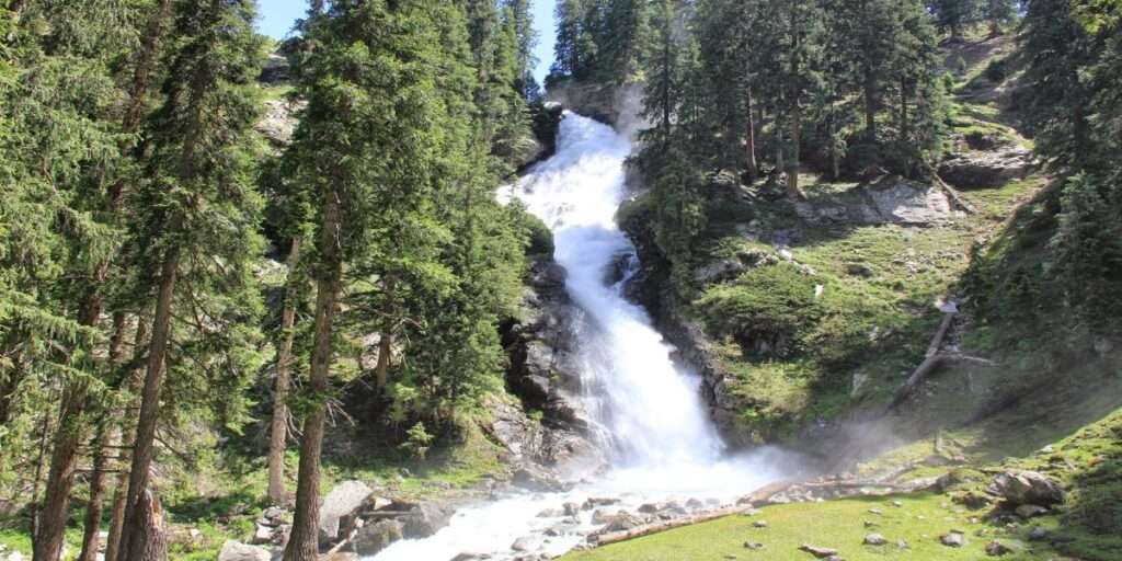 Kumrat-Waterfall