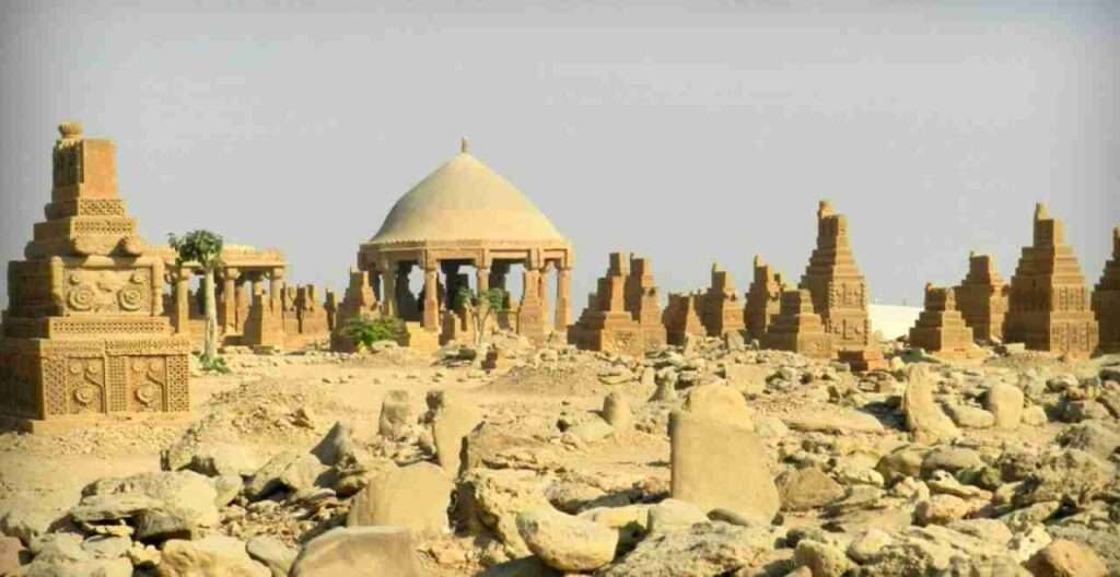the chaukandi tombs